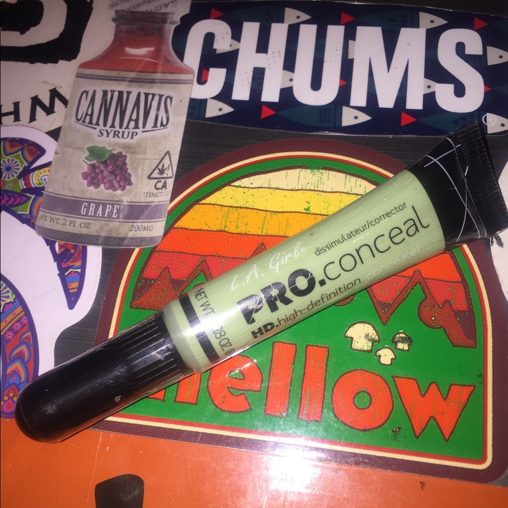 Nip green corrector pro concealer